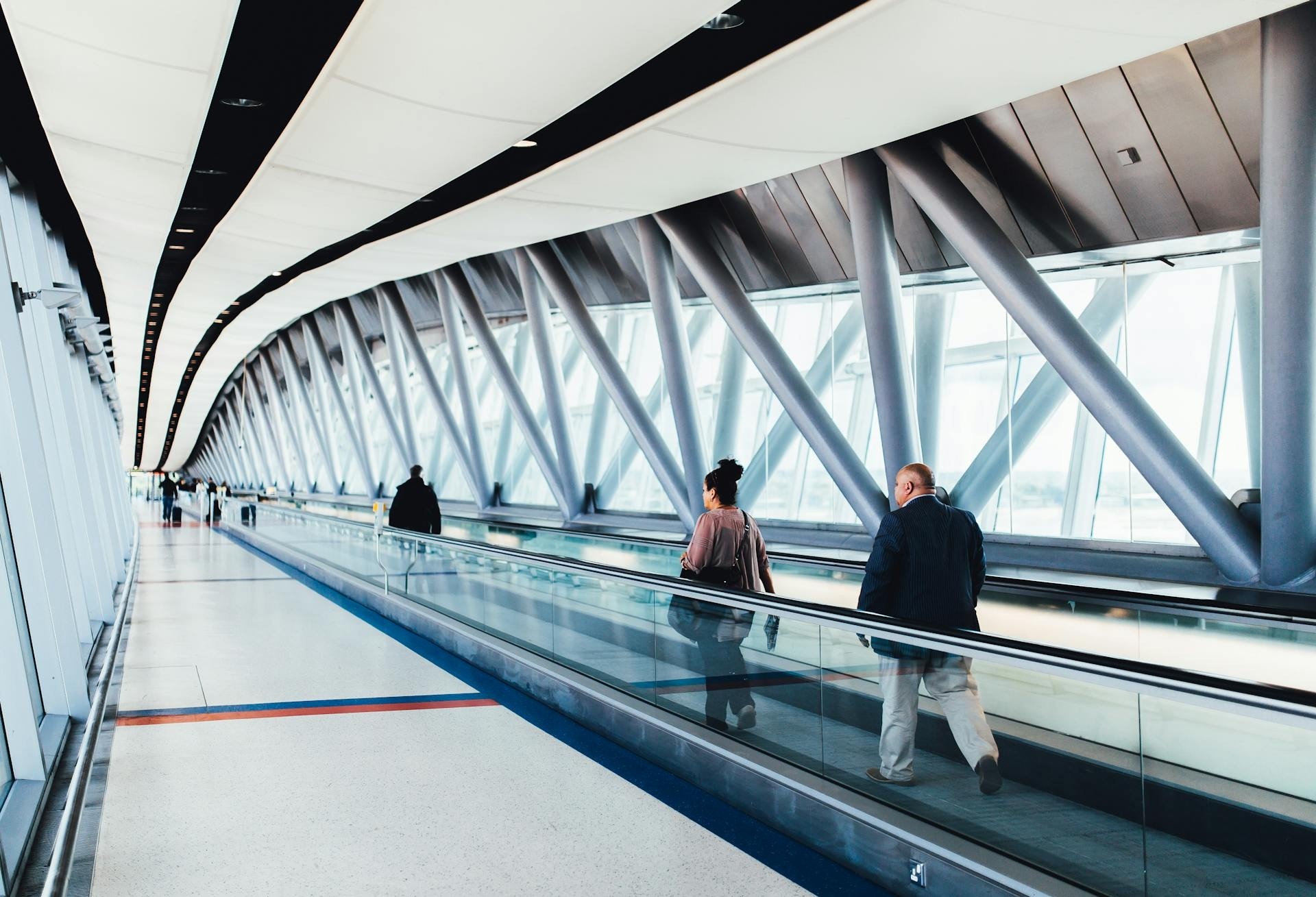 airport conveyer belt