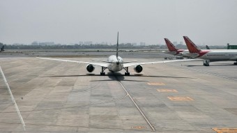 Airplane airport taxi